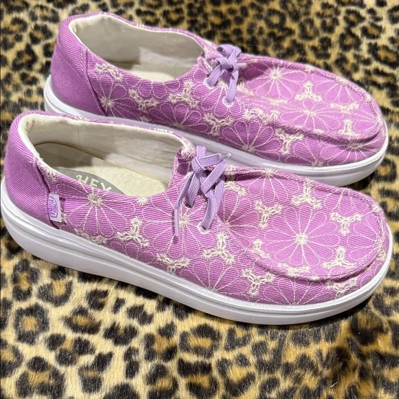 Hey Dude Women’s Lavender Floral Sneakers - Picture 2 of 9